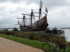 DSC02613a.jpg (255.83 KiB) 7420 mal betrachtet ... die Batavia ist doch im 17. Jahrhundert gesunken und hier liegt sie nun vor Anker ... ?
